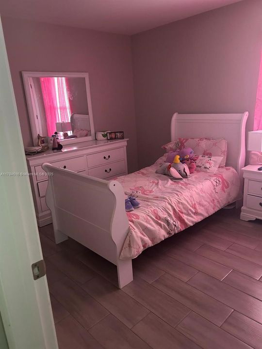 Recently Rented: $2,400 (4 beds, 2 baths, 0 Square Feet)