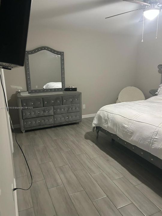 Recently Rented: $2,400 (4 beds, 2 baths, 0 Square Feet)