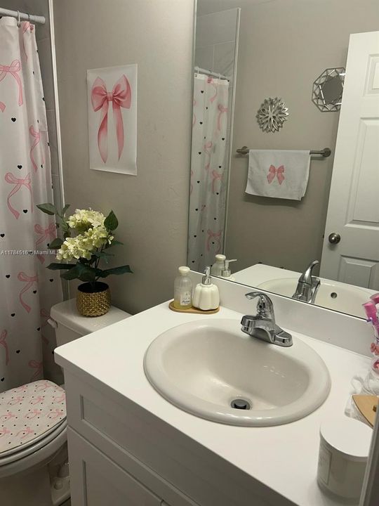 Recently Rented: $2,400 (4 beds, 2 baths, 0 Square Feet)