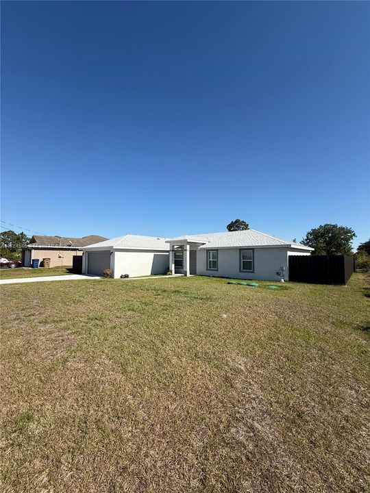 Recently Rented: $2,400 (4 beds, 2 baths, 0 Square Feet)