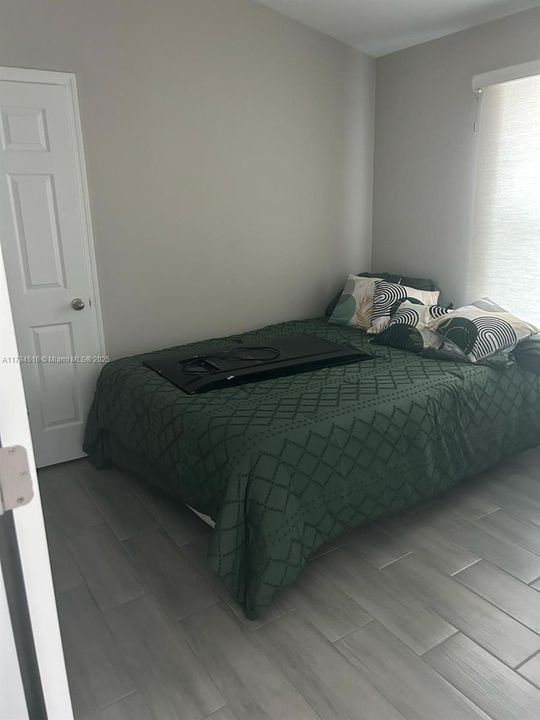 Recently Rented: $2,400 (4 beds, 2 baths, 0 Square Feet)