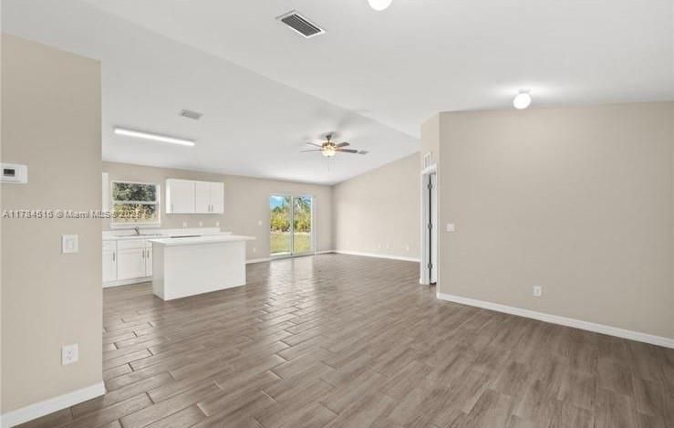 Recently Rented: $2,400 (4 beds, 2 baths, 0 Square Feet)