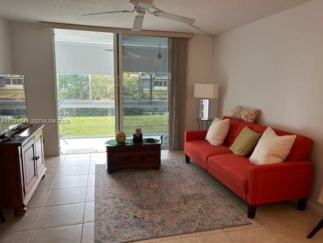 For Sale: $99,000 (1 beds, 1 baths, 750 Square Feet)