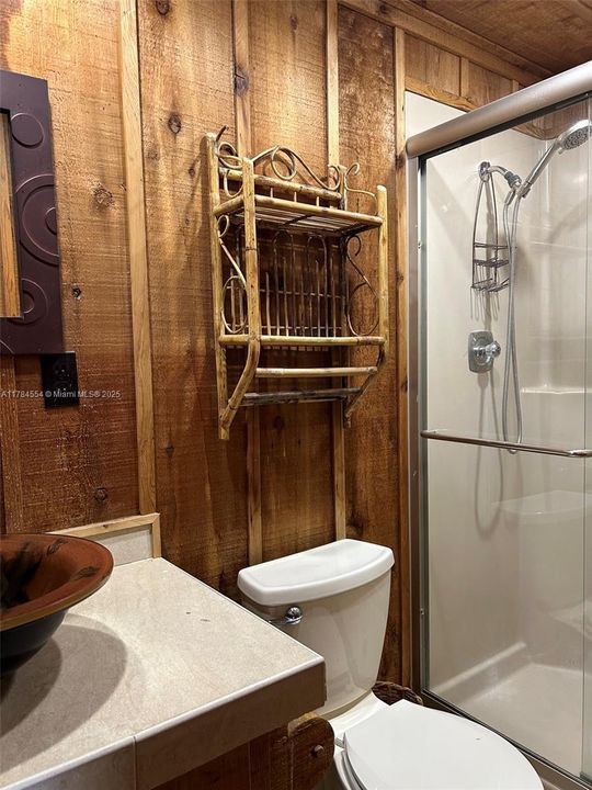 Recently Sold: $2,000,000 (4 beds, 3 baths, 1708 Square Feet)