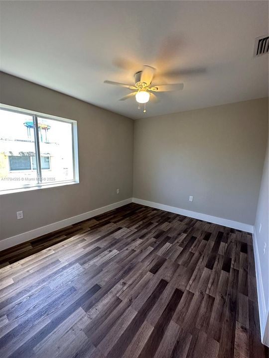 For Sale: $537,500 (0 beds, 0 baths, 1277 Square Feet)