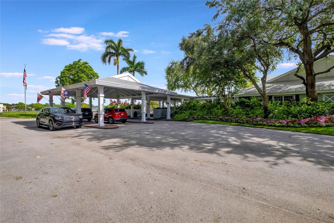 Recently Sold: $824,900 (4 beds, 2 baths, 2239 Square Feet)