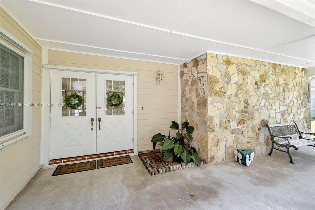 Recently Sold: $824,900 (4 beds, 2 baths, 2239 Square Feet)