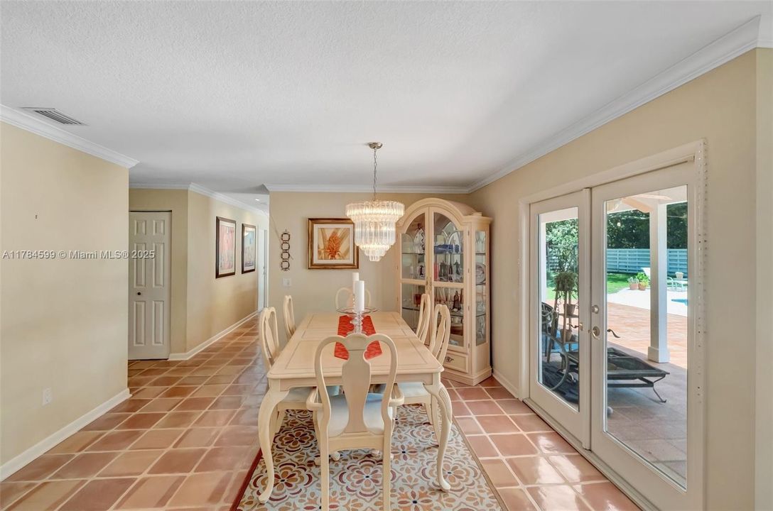 Recently Sold: $824,900 (4 beds, 2 baths, 2239 Square Feet)