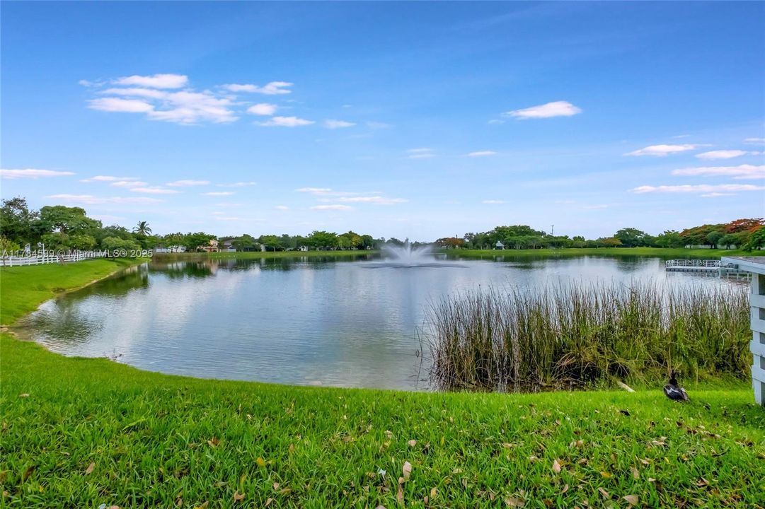 Recently Sold: $824,900 (4 beds, 2 baths, 2239 Square Feet)