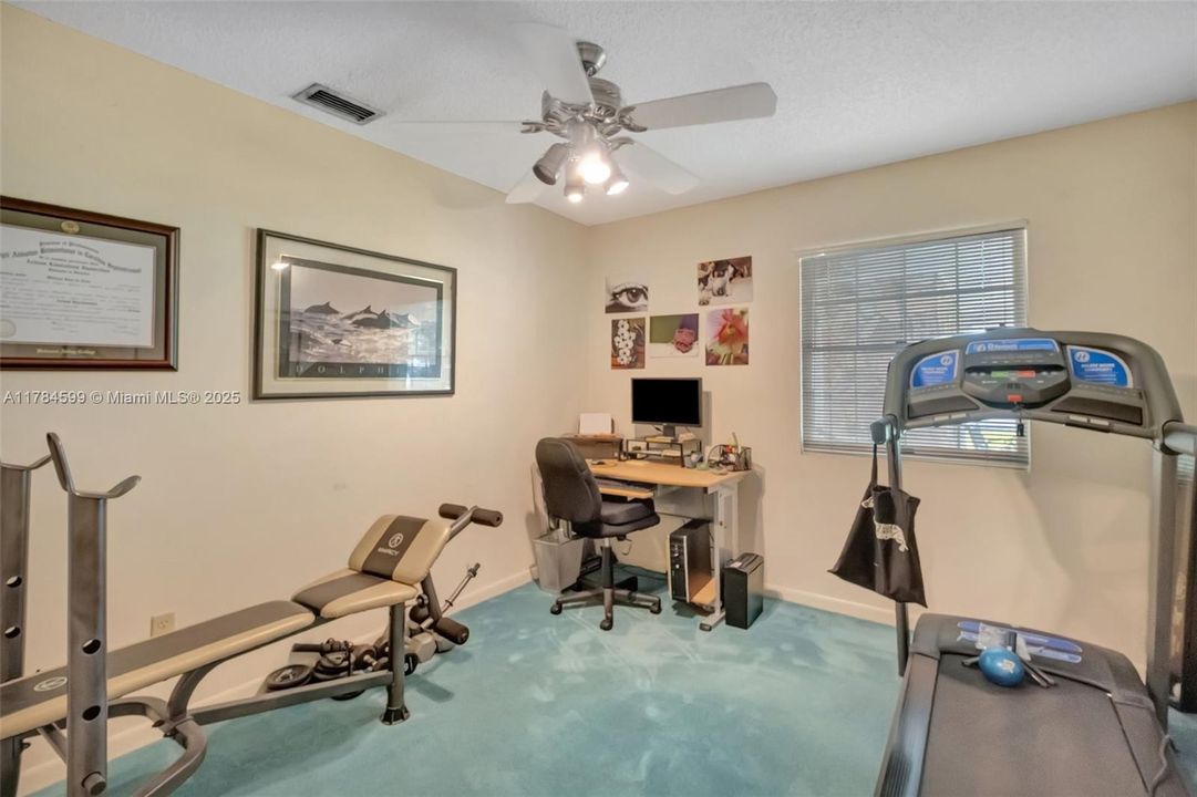 Recently Sold: $824,900 (4 beds, 2 baths, 2239 Square Feet)