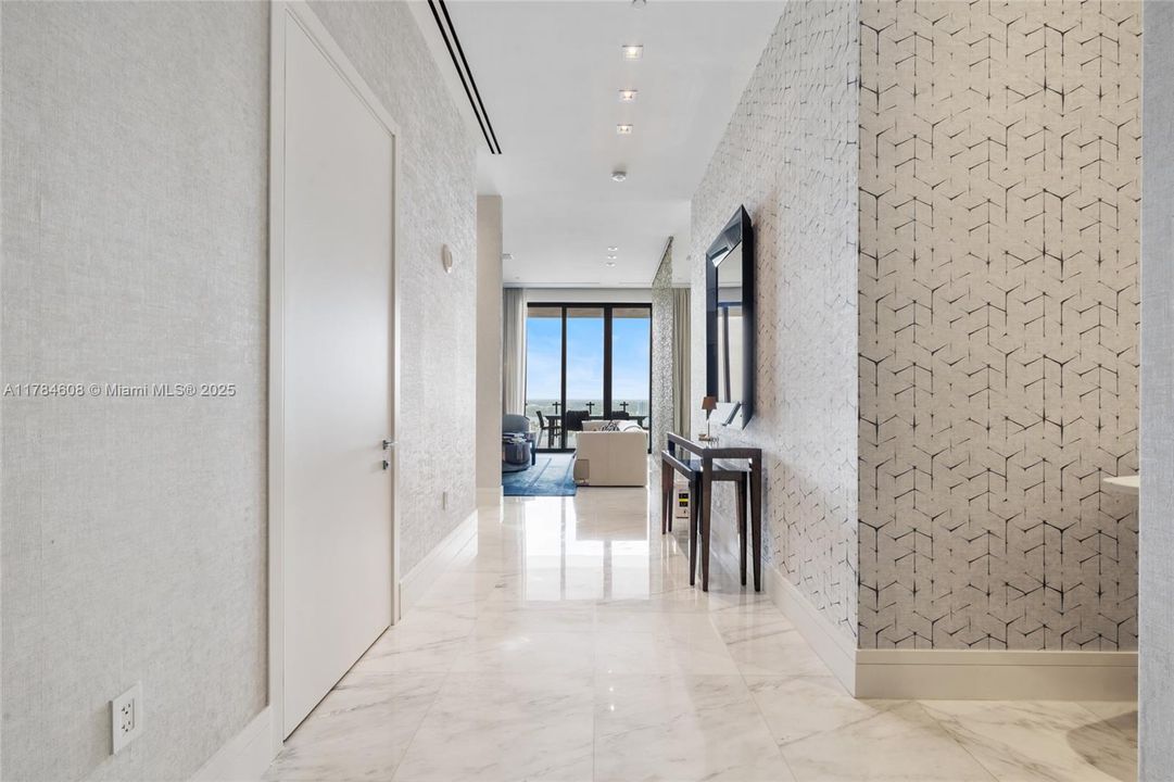 For Sale: $3,735,000 (2 beds, 2 baths, 2042 Square Feet)