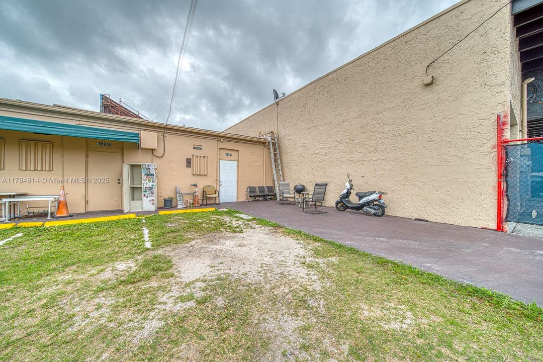 Vendido Recientemente: $50,000 (0 camas, 0 baños, 0 Pies cuadrados)