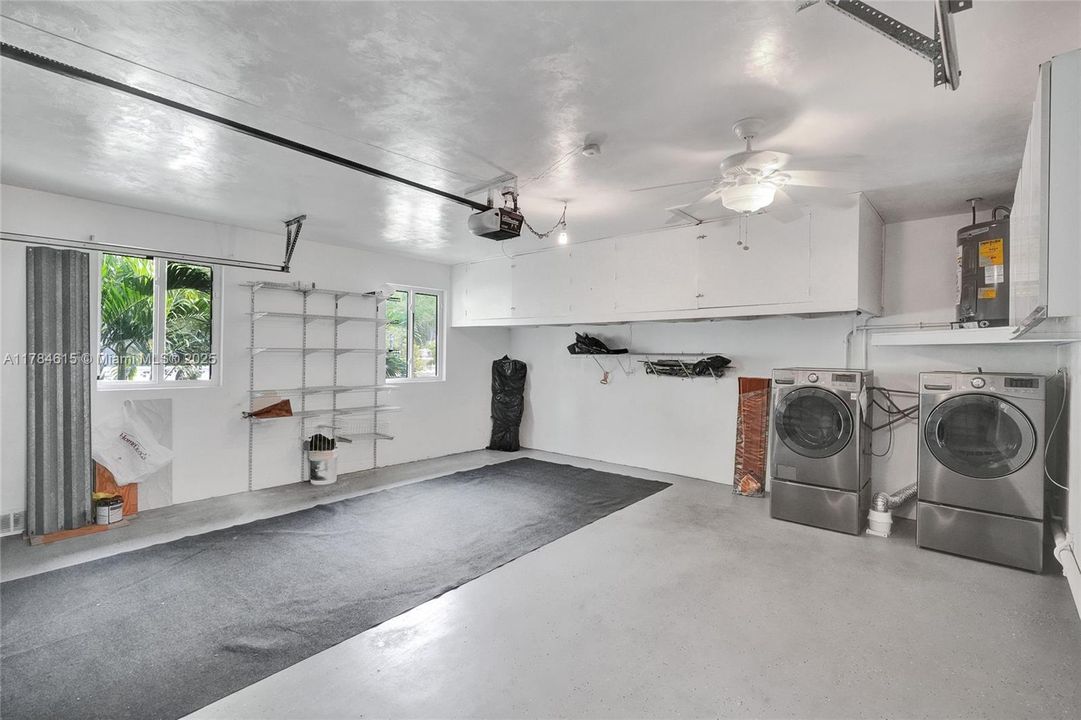 待售: $1,499,999 (4 贝兹, 2 浴室, 2421 平方英尺)