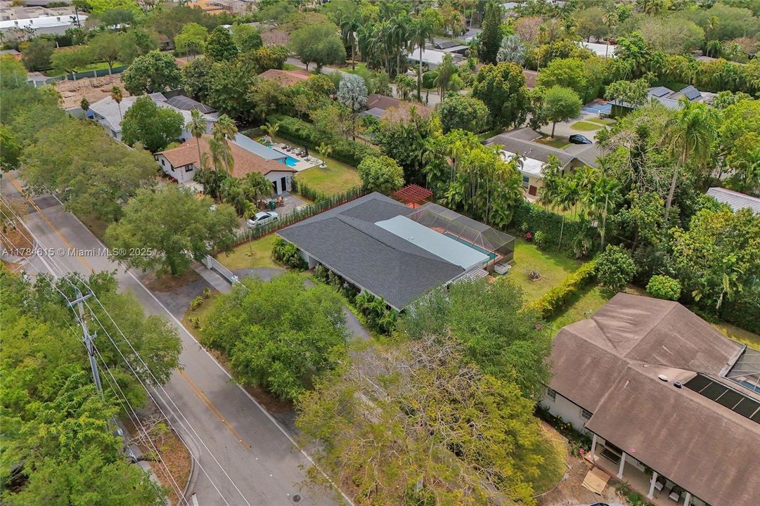 待售: $1,499,999 (4 贝兹, 2 浴室, 2421 平方英尺)