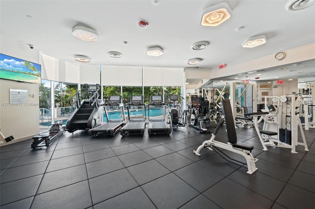 待售: $2,090,000 (2 贝兹, 2 浴室, 2070 平方英尺)