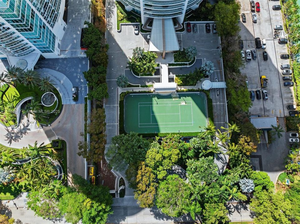 待售: $2,090,000 (2 贝兹, 2 浴室, 2070 平方英尺)