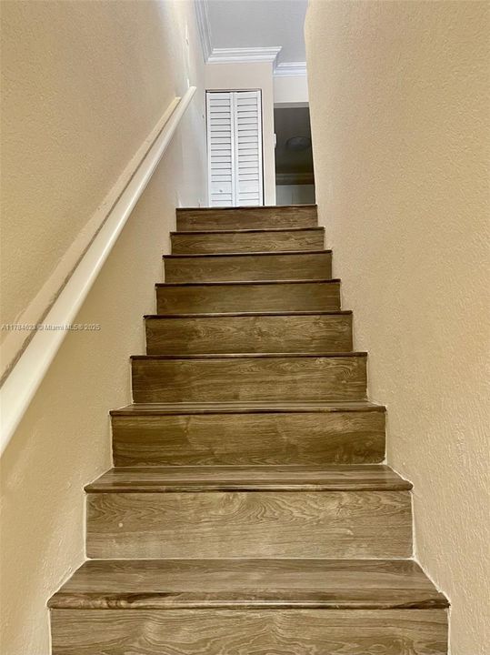 Recently Rented: $2,450 (3 beds, 2 baths, 880 Square Feet)