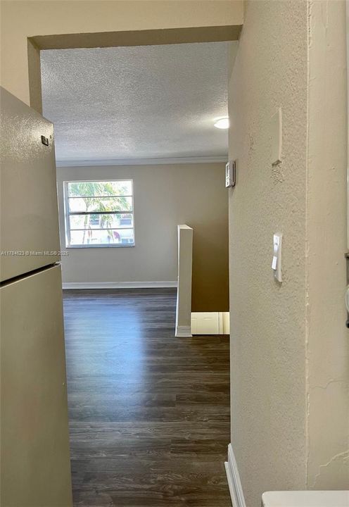 Recently Rented: $2,450 (3 beds, 2 baths, 880 Square Feet)