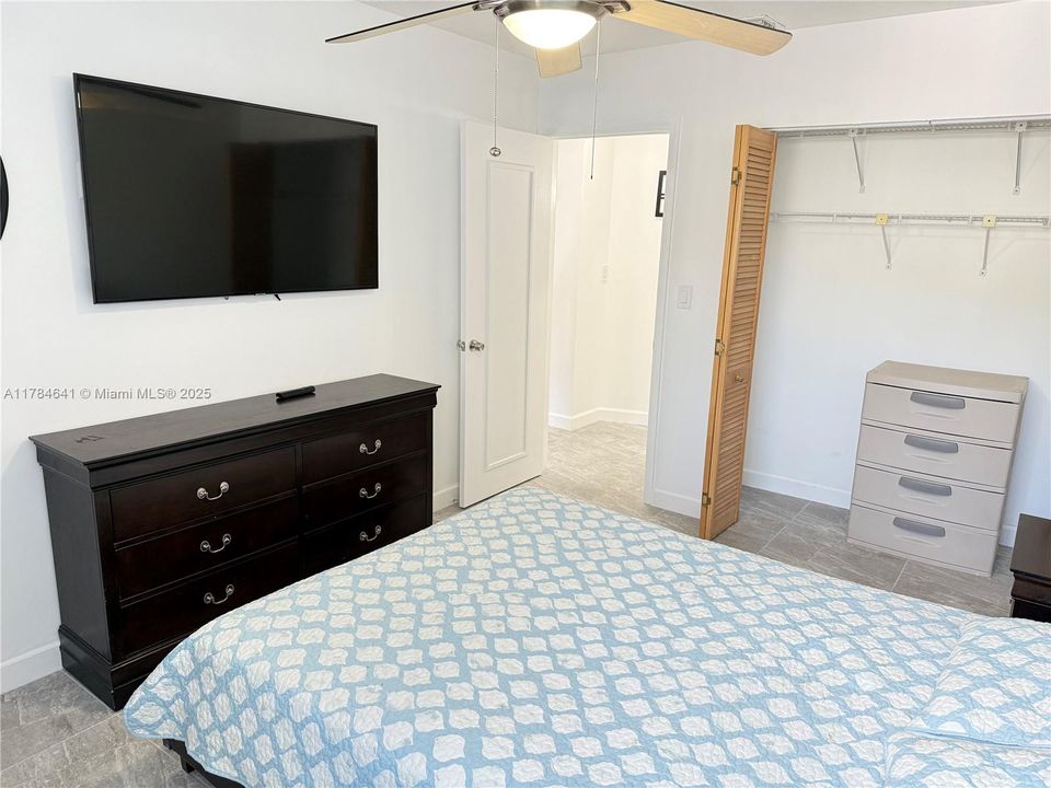 Recently Rented: $1,700 (1 beds, 1 baths, 600 Square Feet)