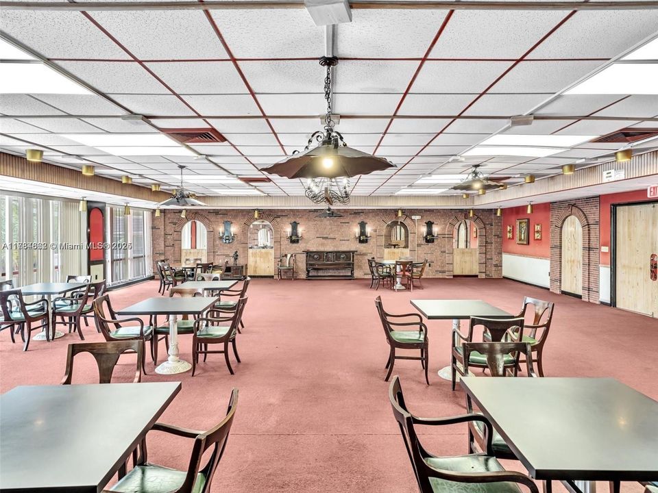 Vendido Recientemente: $173,000 (1 camas, 1 baños, 768 Pies cuadrados)