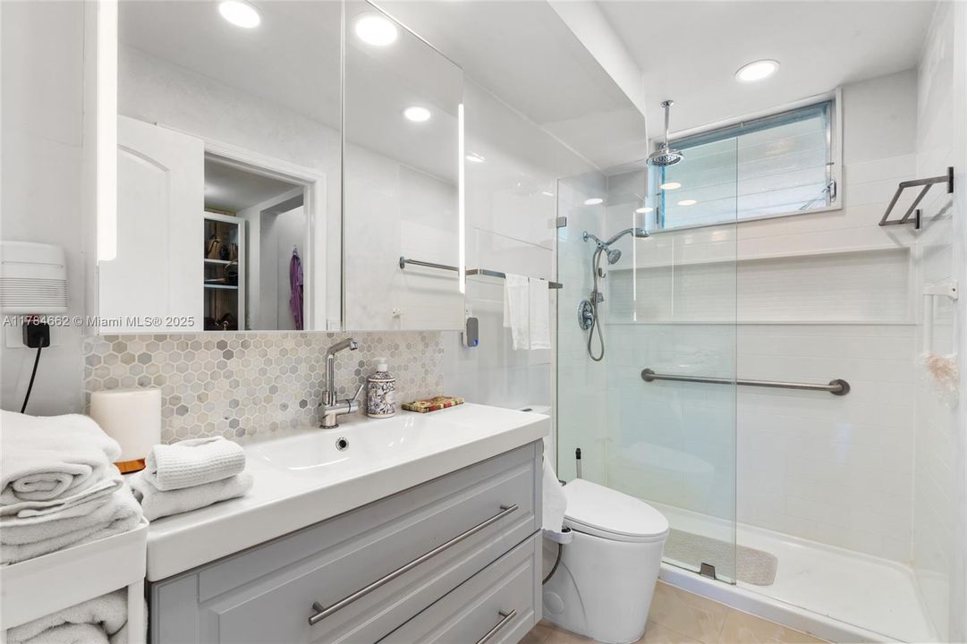 Vendido Recientemente: $173,000 (1 camas, 1 baños, 768 Pies cuadrados)