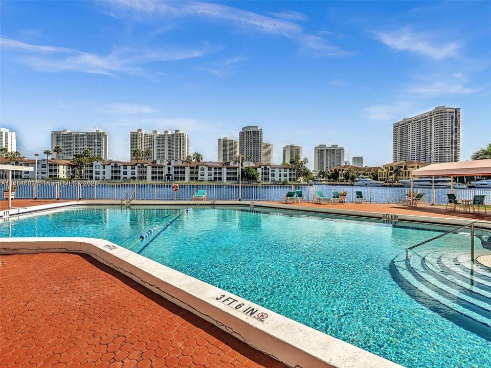 Vendido Recientemente: $173,000 (1 camas, 1 baños, 768 Pies cuadrados)