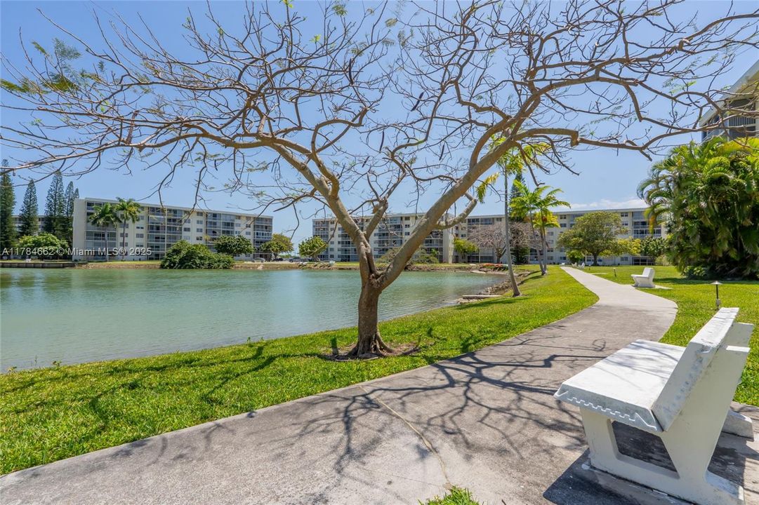 Vendido Recientemente: $173,000 (1 camas, 1 baños, 768 Pies cuadrados)