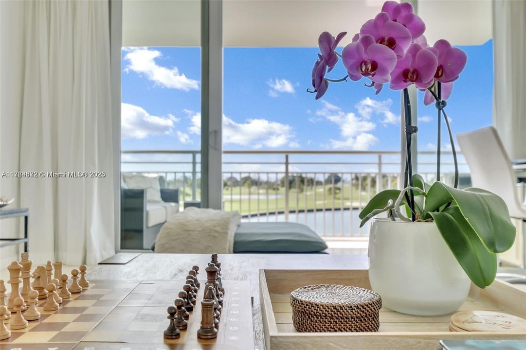 Vendido Recientemente: $1,150,000 (2 camas, 2 baños, 1675 Pies cuadrados)