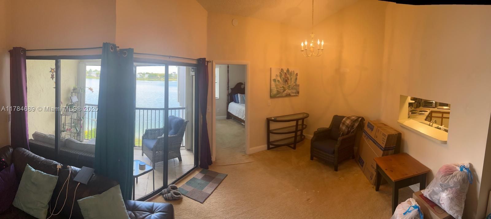 Recently Sold: $186,000 (2 beds, 2 baths, 970 Square Feet)