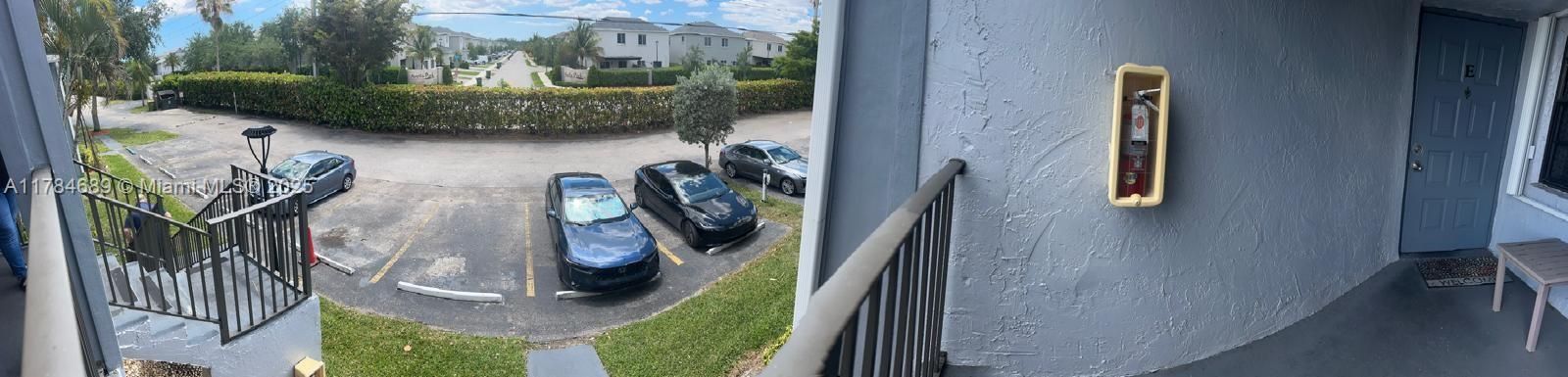 Recently Sold: $186,000 (2 beds, 2 baths, 970 Square Feet)