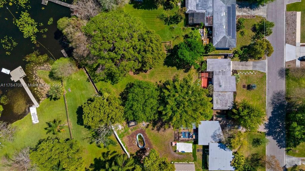 En Venta: $495,000 (0.36 acres)