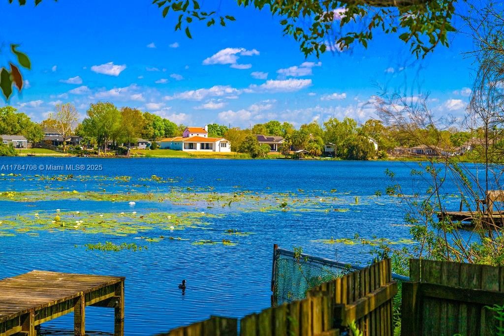 En Venta: $495,000 (0.36 acres)