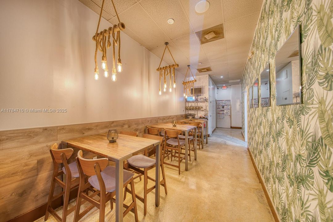 待售: $130,000 (0 贝兹, 0 浴室, 0 平方英尺)