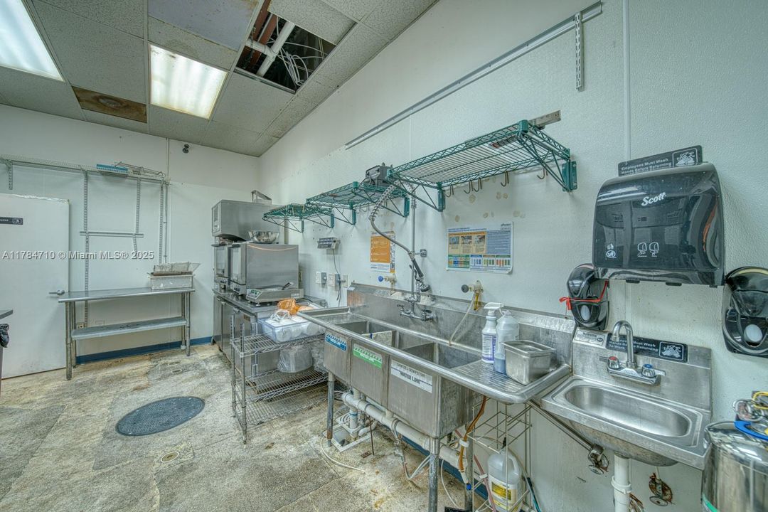 待售: $130,000 (0 贝兹, 0 浴室, 0 平方英尺)