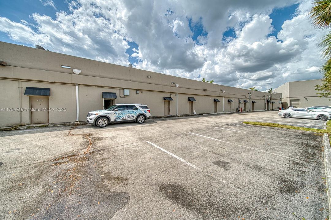 待售: $130,000 (0 贝兹, 0 浴室, 0 平方英尺)