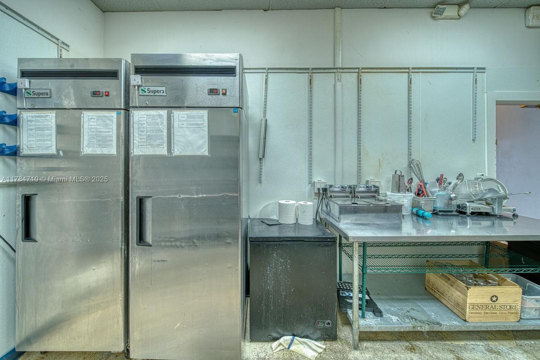 待售: $130,000 (0 贝兹, 0 浴室, 0 平方英尺)