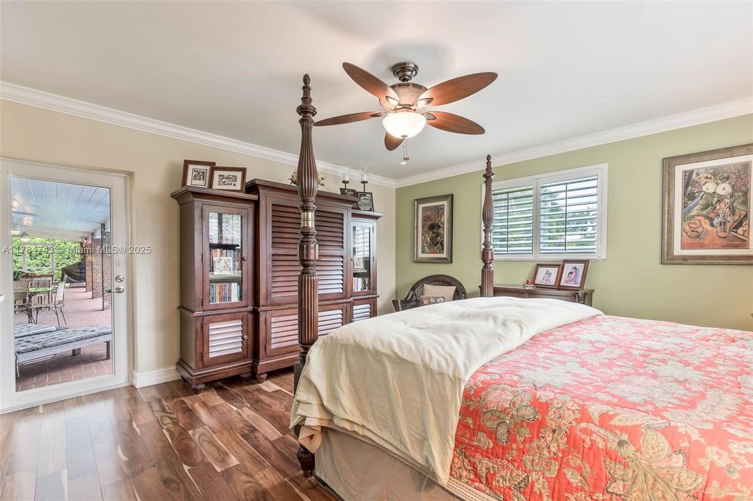For Sale: $1,285,000 (4 beds, 2 baths, 2300 Square Feet)