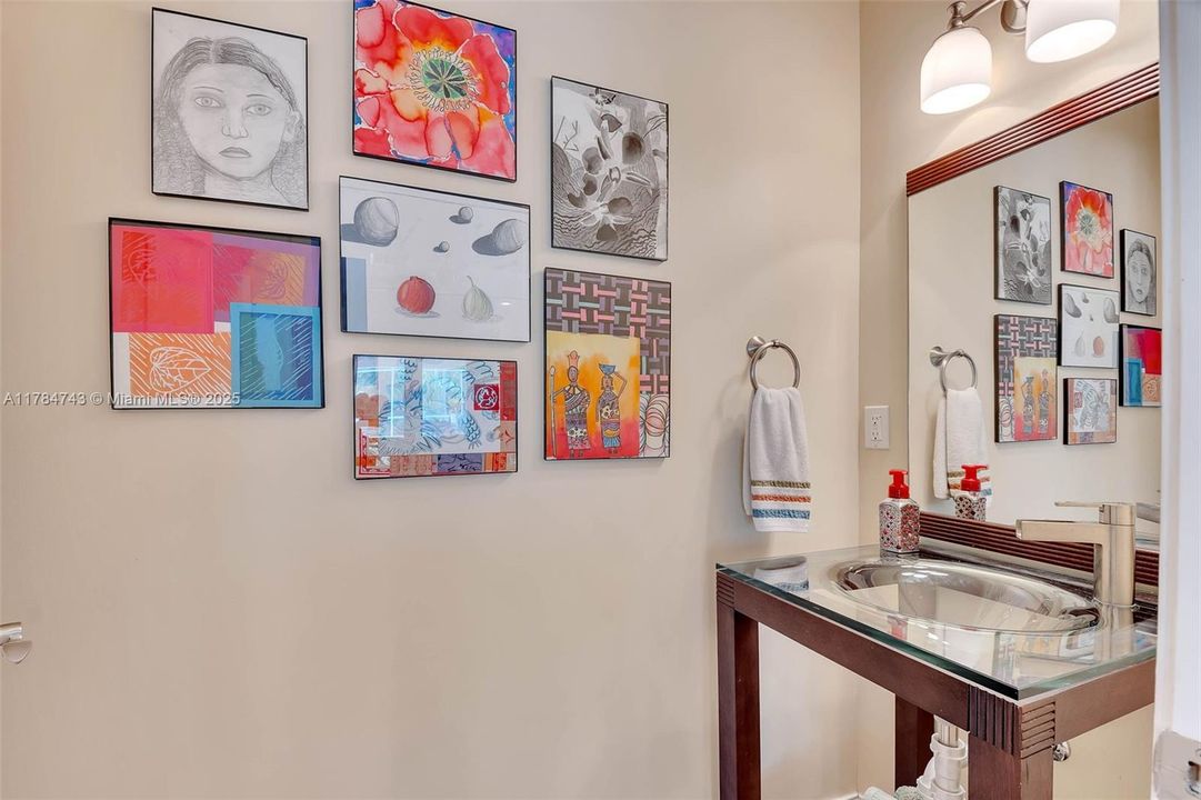 For Sale: $1,285,000 (4 beds, 2 baths, 2300 Square Feet)