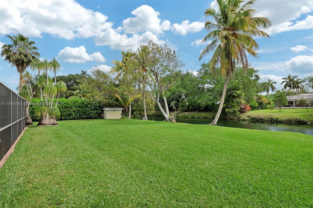 For Sale: $1,285,000 (4 beds, 2 baths, 2300 Square Feet)