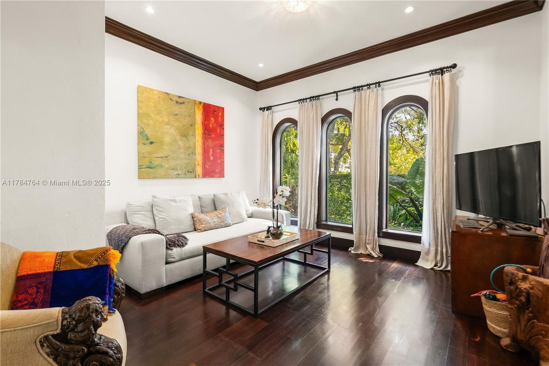 Den or optional 6th bedroom