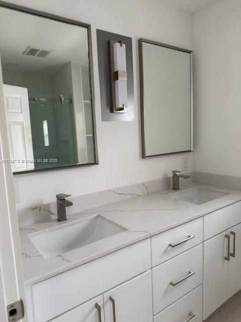 En Venta: $1,795,000 (3 camas, 2 baños, 1972 Pies cuadrados)