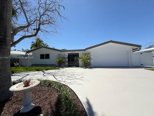 En Venta: $1,795,000 (3 camas, 2 baños, 1972 Pies cuadrados)