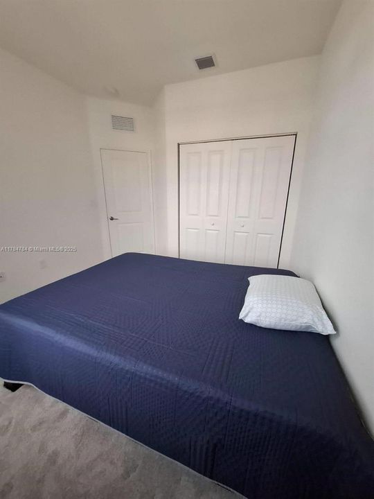 最近租的: $3,000 (3 贝兹, 2 浴室, 1331 平方英尺)