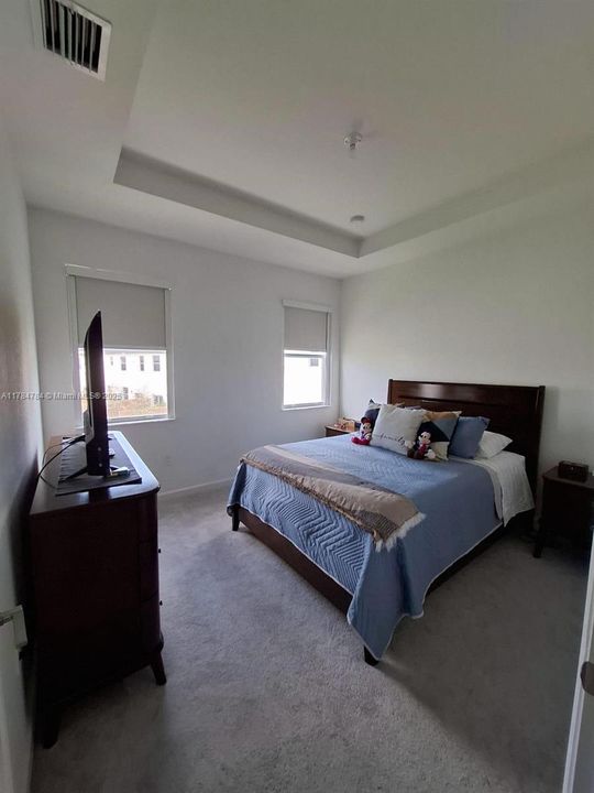 最近租的: $3,000 (3 贝兹, 2 浴室, 1331 平方英尺)