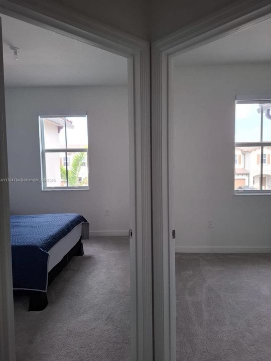 最近租的: $3,000 (3 贝兹, 2 浴室, 1331 平方英尺)