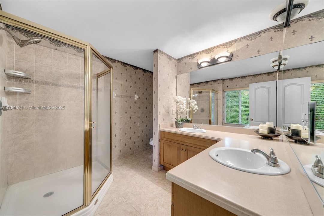 Недавно продано: $450,000 (3 спален, 2 ванн, 1573 Квадратных фут)