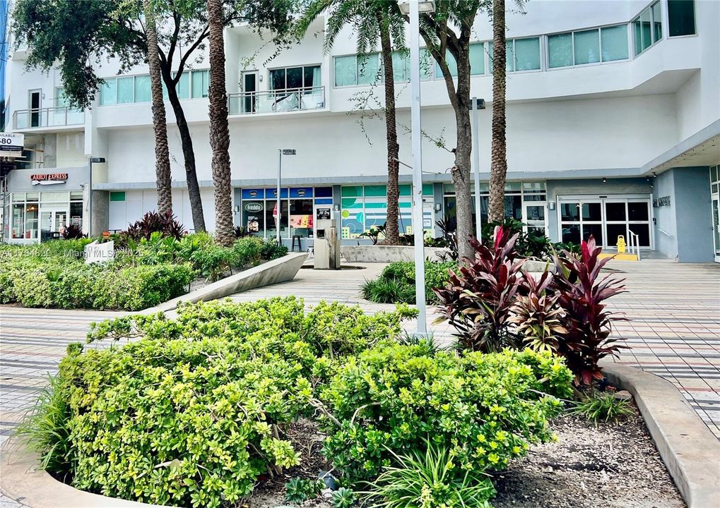 En Venta: $365,000 (1 camas, 2 baños, 1010 Pies cuadrados)