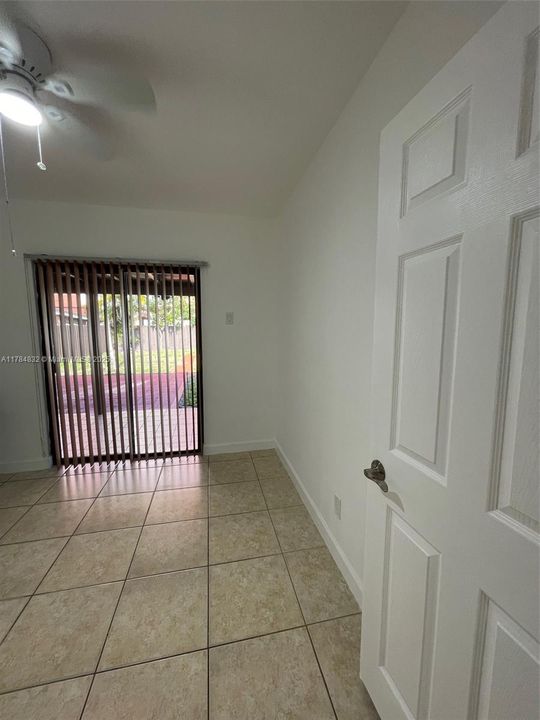 Active With Contract: $616,000 (3 beds, 2 baths, 1210 Square Feet)