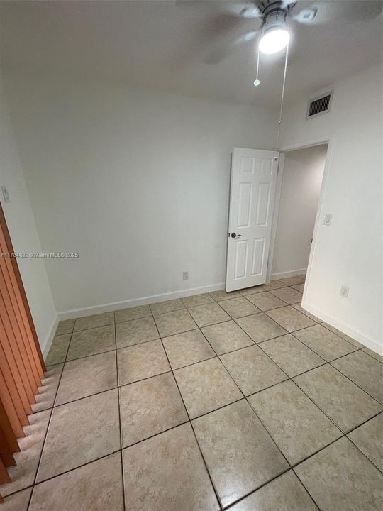 Active With Contract: $616,000 (3 beds, 2 baths, 1210 Square Feet)