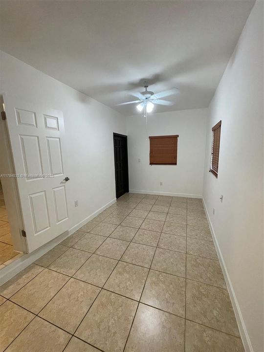 Active With Contract: $616,000 (3 beds, 2 baths, 1210 Square Feet)